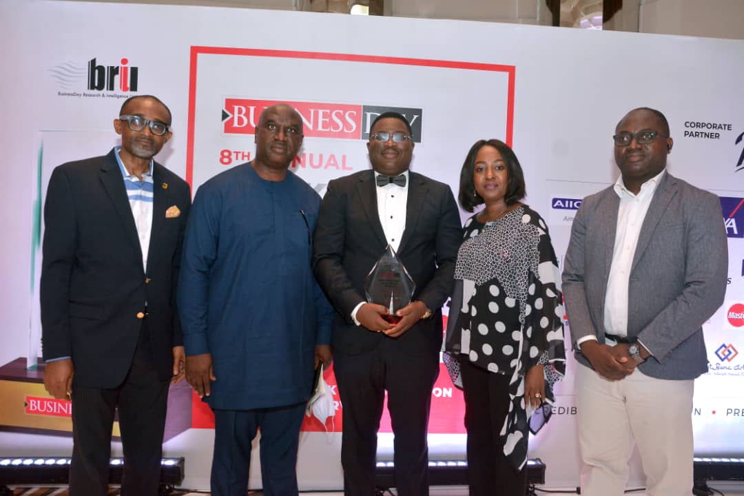 L-R: Oze K. Oze, Head, Internal Communications & Content Management, FirstBank; Chuma Ezirim, Group Executive, E-Business & Retail Products, FirstBank; Bayo Olanrewaju, Head, Digital Banking, FirstBank; Helen Willie, Transaction Banking Manager, FirstBank and Adewale Salami, Chief Technology Officer, FirstBank during the presentation of the two awards won by FirstBank; Best Mobile App and CSR Bank of the Year Awards at the 8th BusinessDay Banking & Other Financial Institutions Awards (BAFI) which took place at the Lagos Continental Hotel.