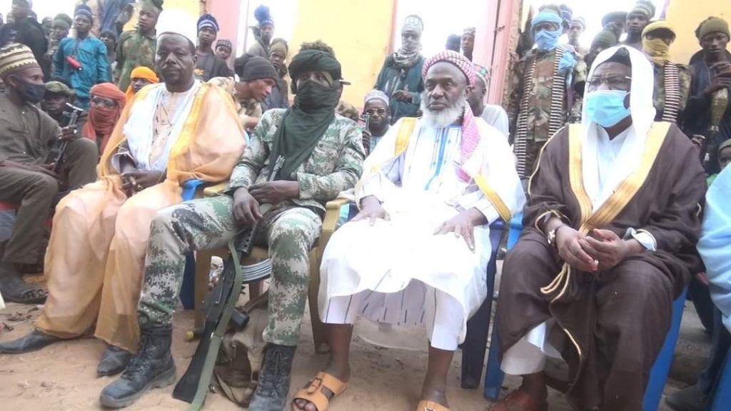 Gumi demands amnesty for bandits
