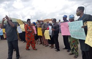 'We're dying of hunger, Oyetola has neglected us' - Osun retirees cry out