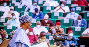 Buhari appeals to NASS to reconsider restructuring N22.7trn CBN loan