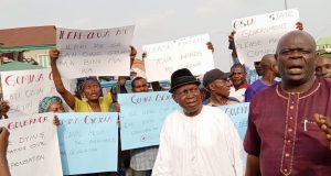 Osun home owners beg Oyetola to pay compensation for houses demolished by gx-gov, Aregbesola