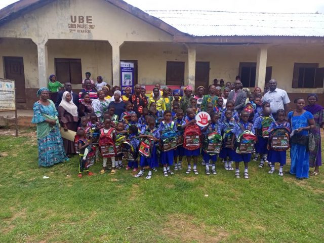 Osun: Encomiums as ministries, NGOs donate items, to renovate community school