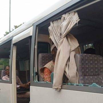 Hoodlums attack Bola Tinubu's convoy in Lagos, two injured