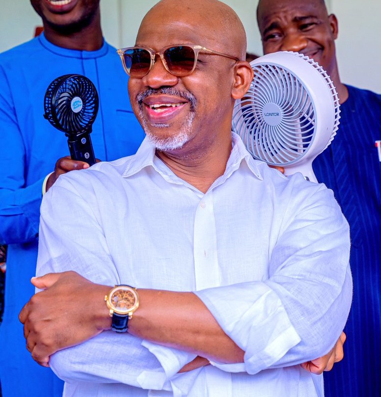 Ogun: Gov Abiodun presents 13 SUVs to judicial officers