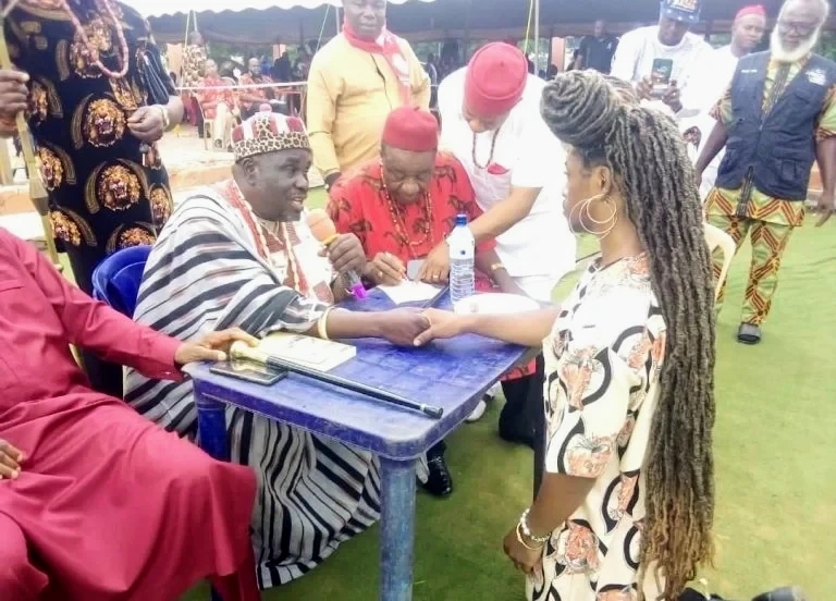 40 Americans trace ancestry to Igboland, take Igbo names in Enugu