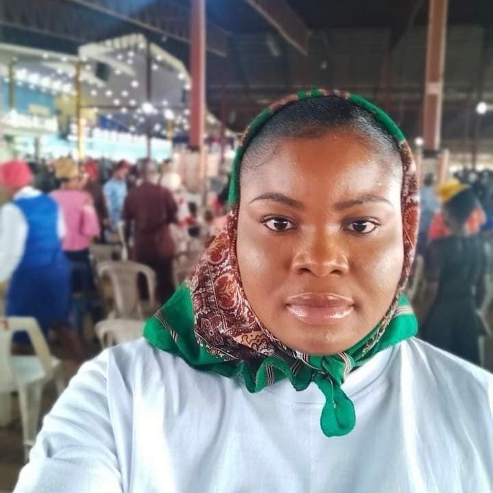 Lady shows up in Rivers Church to express interest in marrying, actor Aguba