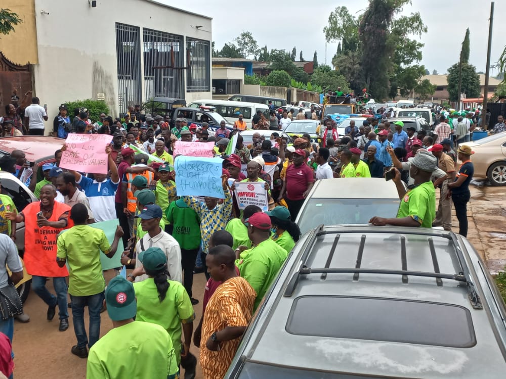 Pictures, video: NLC protests in Ibadan