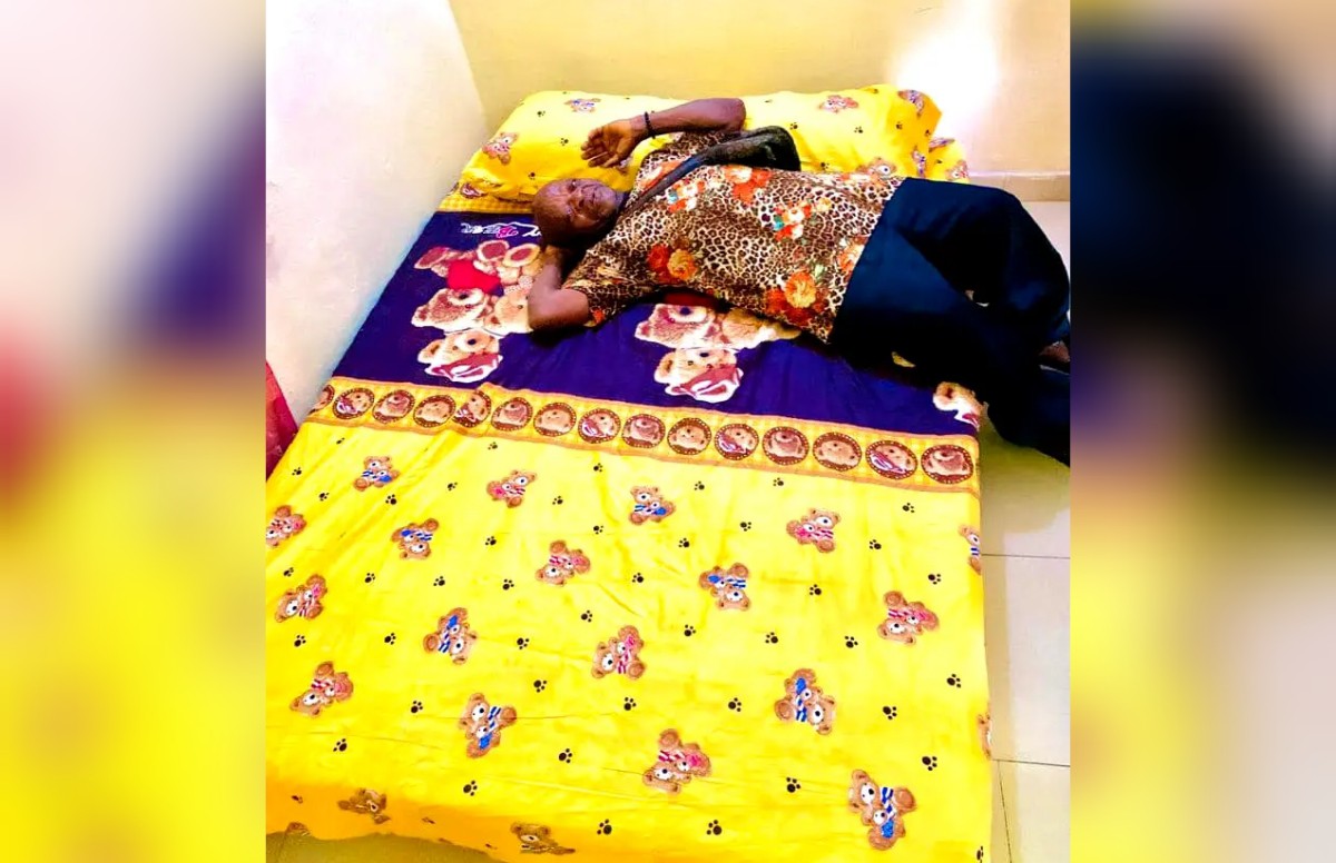 Homeless actor, Aguba in tears after receiving house gift