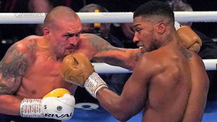 Oleksandr Usyk beats Anthony Joshua by split decision to retain IBF, IBO, WBA, WBO titles
