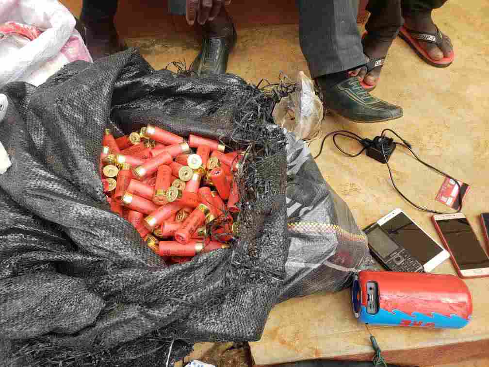 Lagos police intercepts buses loaded with ammunition in Ikorodu, arrests suspects