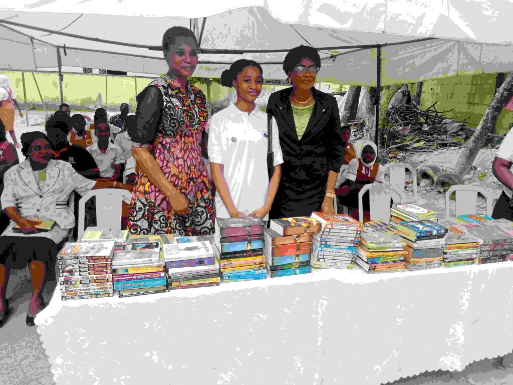 Kamsi Obasi’s foundation, Future Redefined donates books to Barrel Senior Secondary School students