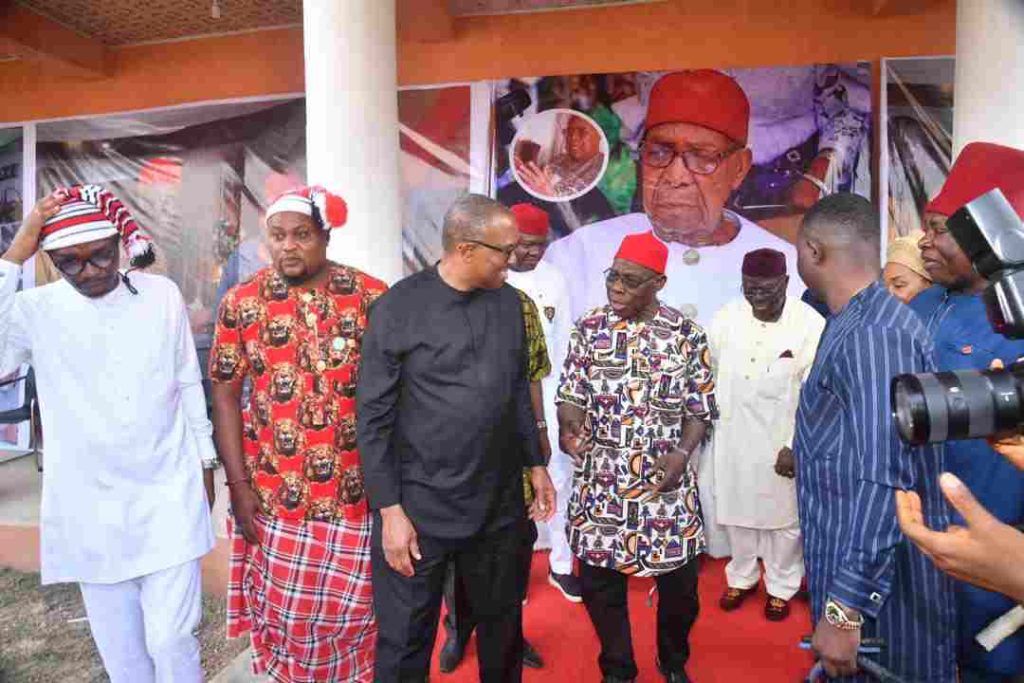 Handshake across the Niger: South West, South East leaders meet on support for Obi 