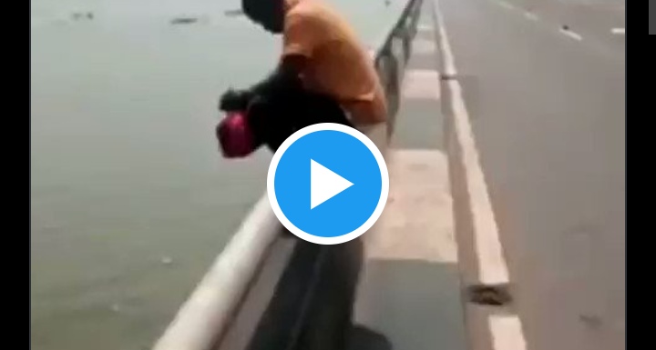 VIDEO: Man prevented from jumping into Lagos Lagoon to commit suicide
