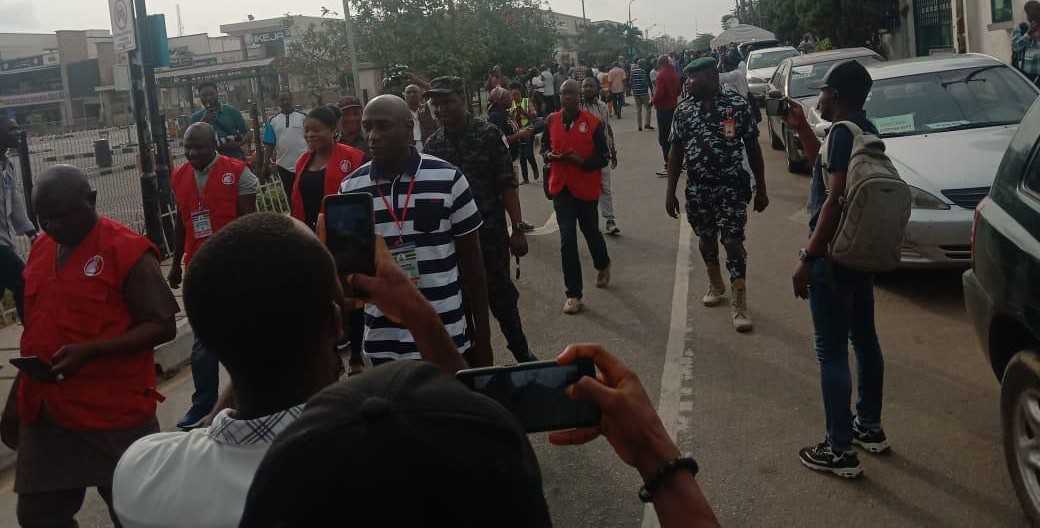 PHOTOS: EFCC arrives Tinubu's polling unit, as he casts his vote