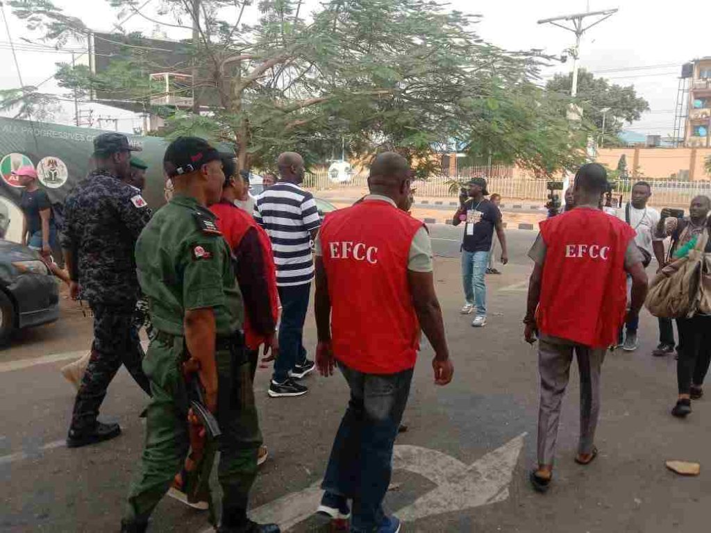 PHOTOS: EFCC arrives Tinubu's polling unit, as he casts his vote