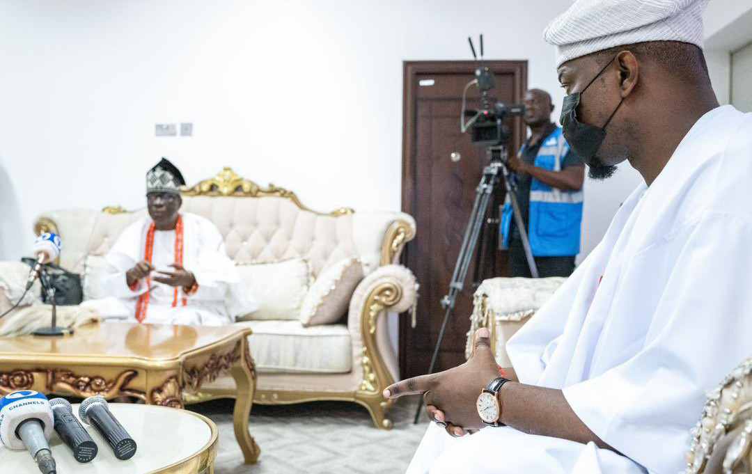 'God won't kill you, nothing wrong in you contesting,' Oba of Lagos tells Rhodes-Vivor