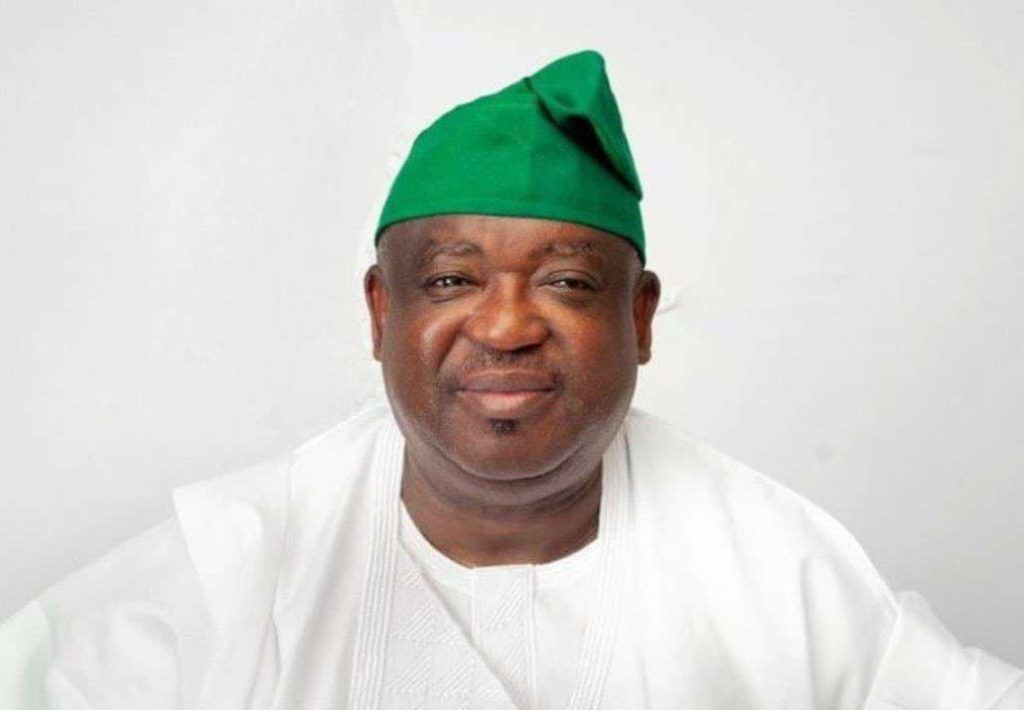 Plateau shuts all basic schools, FG closes 41 unity schools as nationwide fear of school attacks intensifies