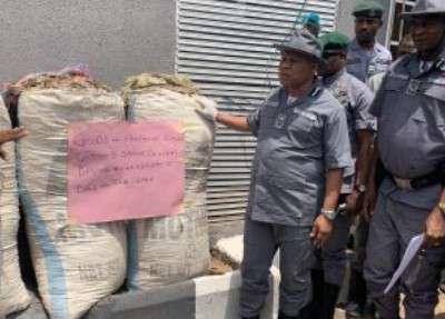 Customs intercept contraband worth N2.8bn, arrest 13 suspects in Owerri