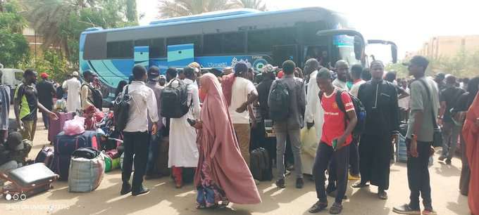 FG to spend $1.2m to evacuate Nigerians stranded in Sudan with buses