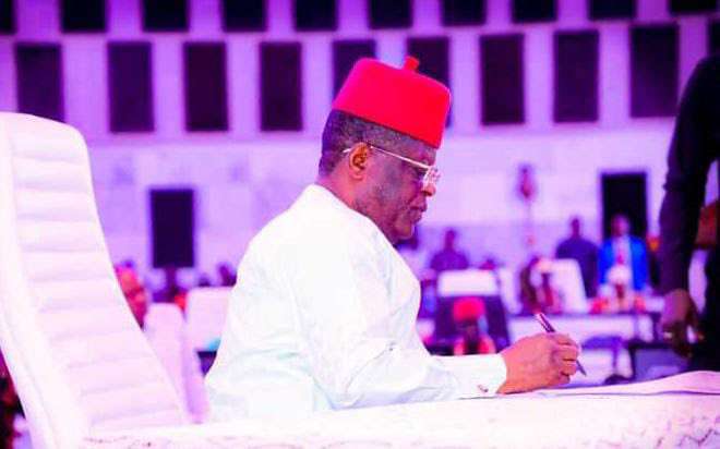 FG sets aside contracts below N20bn for local firms, says Umahi