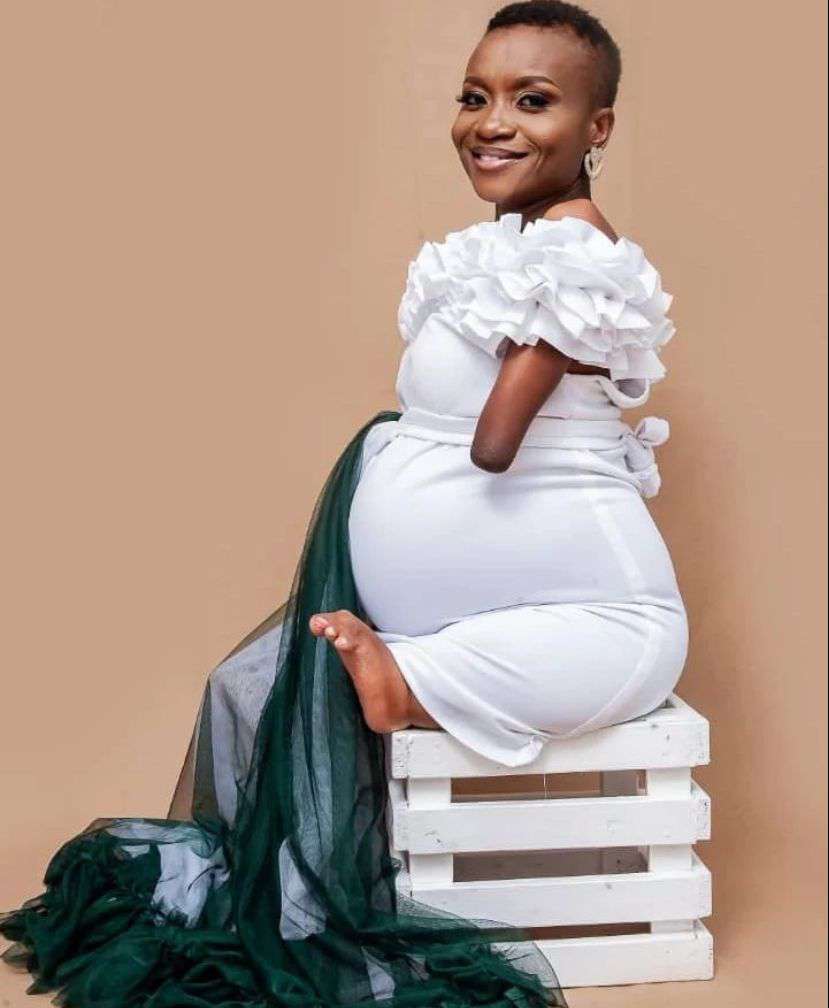 Zimbabwean motivational speaker born without limbs expecting first child