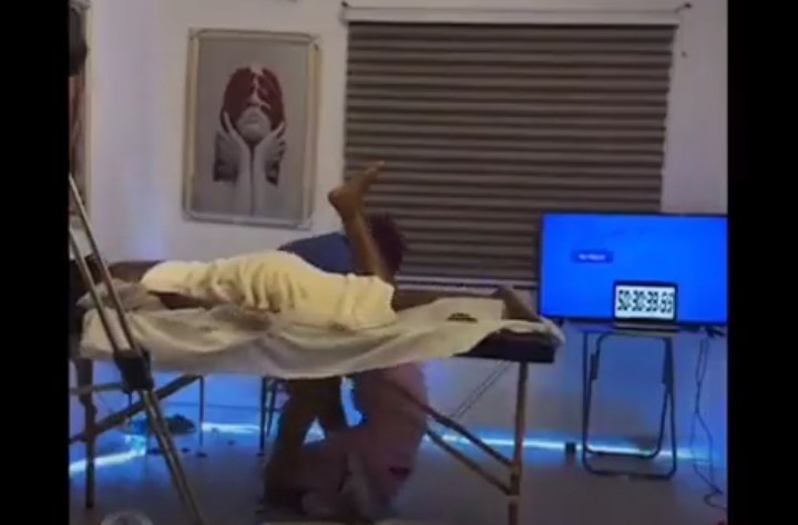 Lady collapses trying to break Guinness World Record for longest massage