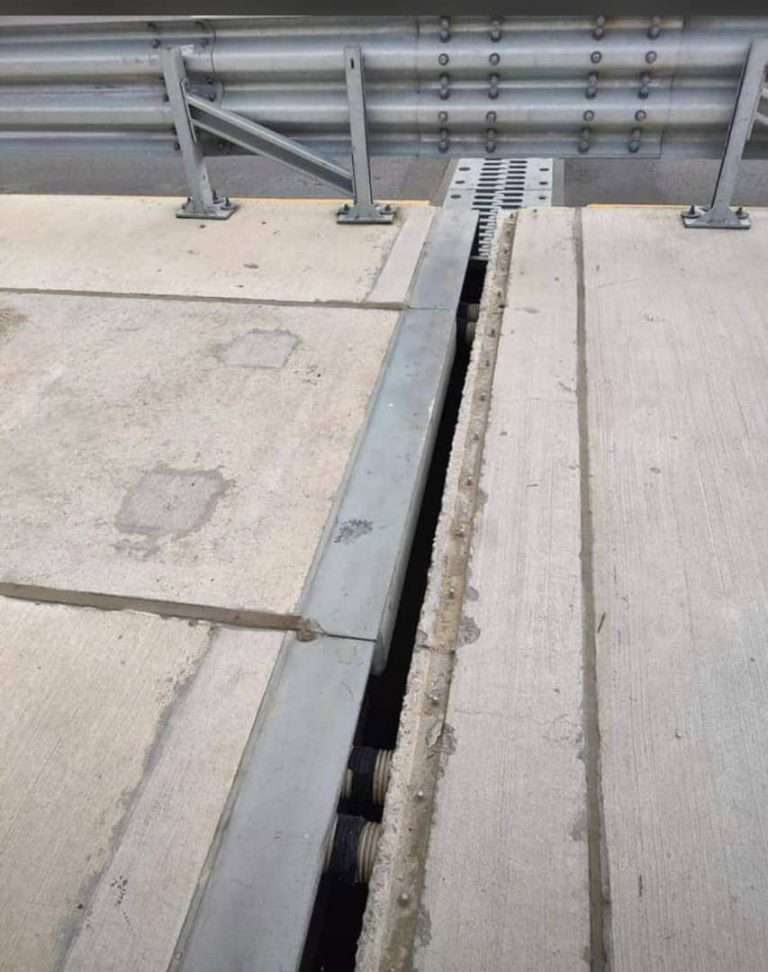 JUST IN: Criminals vandalize Second Niger Bridge