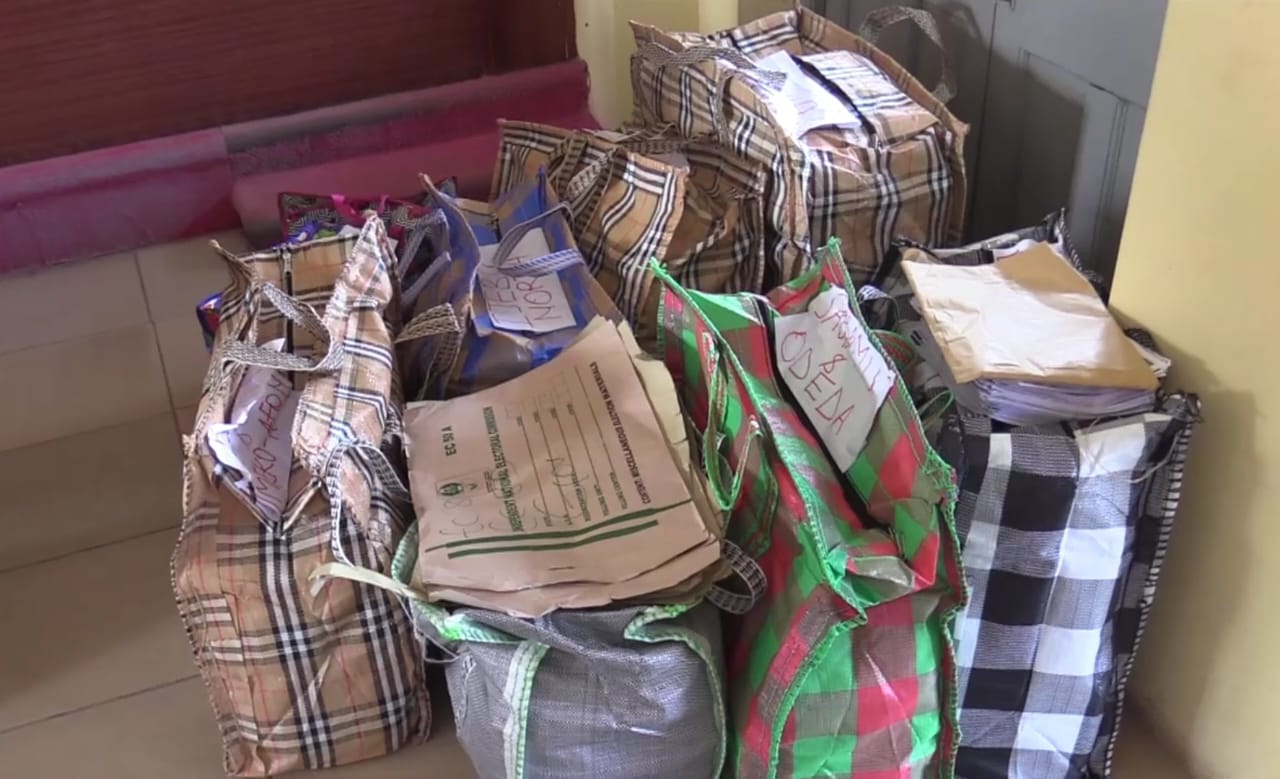 Adebutu, PDP storm Ogun Tribunal with 8,000 'exhibits' against Abiodun