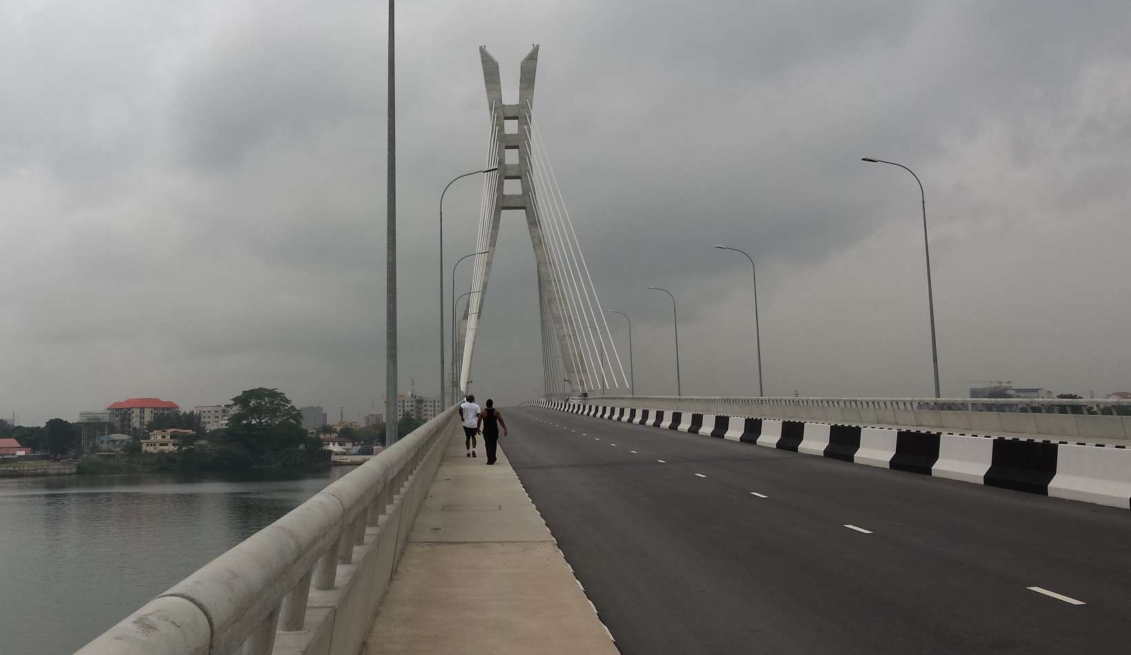 JUST IN: Remains of man who committed suicide by jumping into Lagos lagoon found