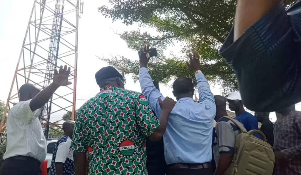 Osun NLC: Uproar as members chase caretaker chair out of meeting, demand elected executives