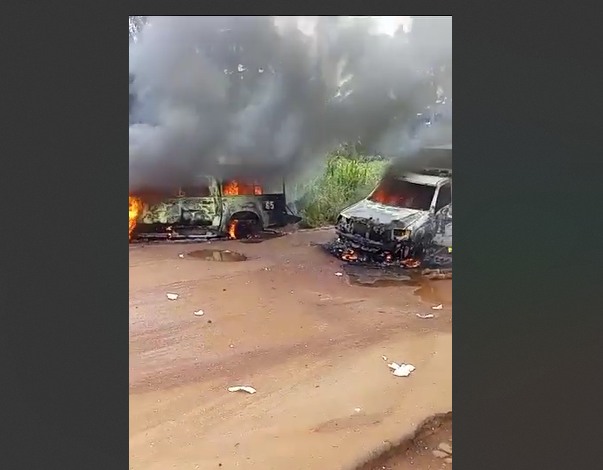 BREAKING: Gunmen set soldiers, police officers ablaze in Imo