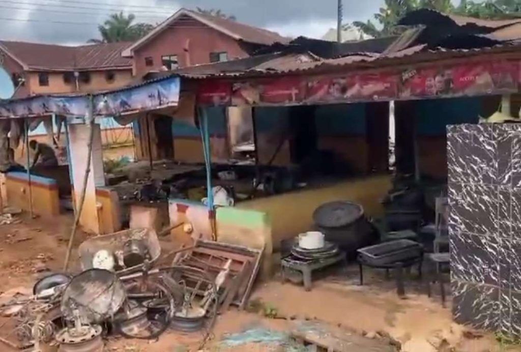 Residents flee as soldiers burn markets, shops, hotels in Imo village over killing of personnel
