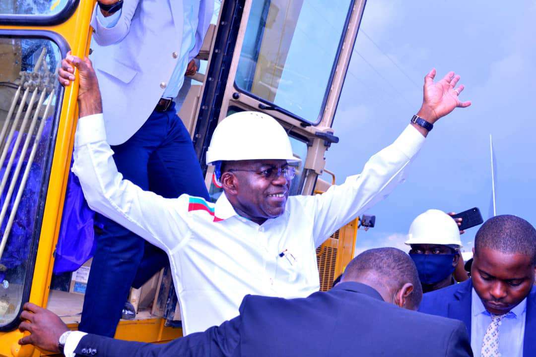 Gov Otti flags off construction of six-lane Ossah-Okpara road in Umuahia
