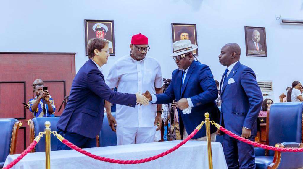 Delta govt, Julius sign for construction of multiple flyover projects in Effurun, Warri