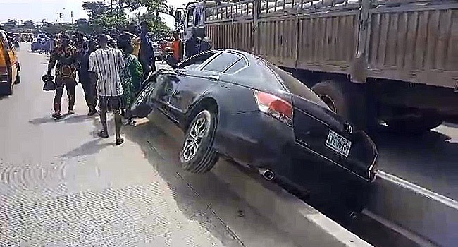 JUST IN: Driver evading LASTMA officials' arrest kills two sweepers in Lagos