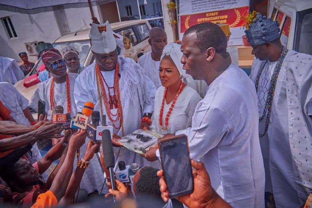 Innoson gifts Ooni of Ife cars, motorcycles as he marks eight anniversary