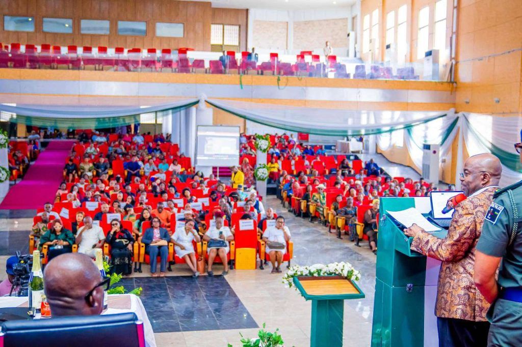Gov Otti plans special warfare package to mitigate exodus of health workers in Abia