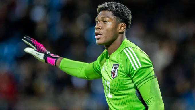 Japan's black goalkeeper faces racial abuse after Asian cup defeat