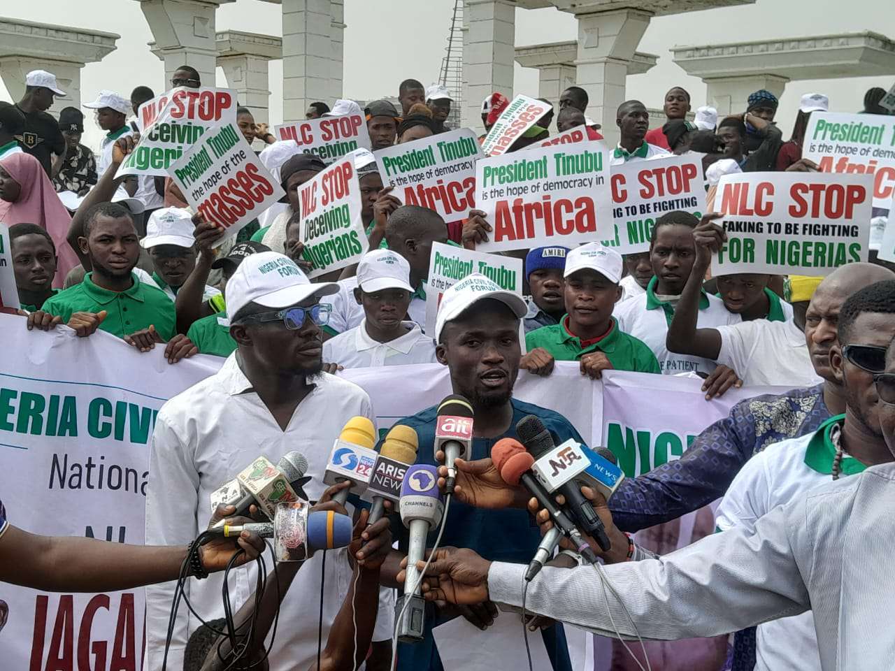 Pro-Tinubu youths protest against NLC’s planned protests
