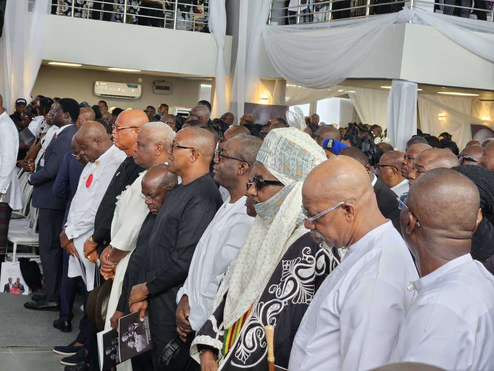 Herbert Wigwe, wife, son buried in Isiokpo