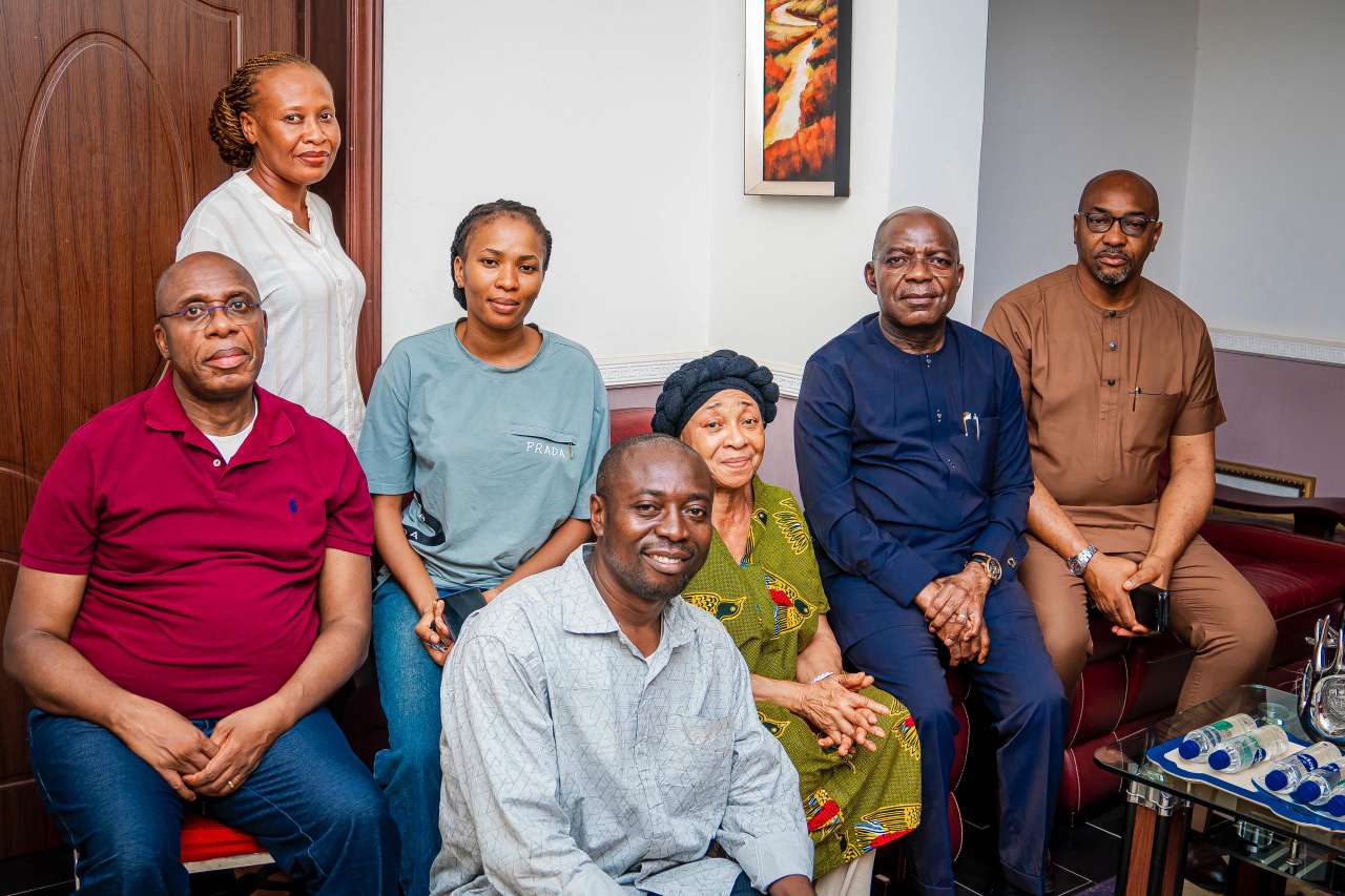 Gov Otti, Amaechi visit late Ogbonnaya Onu's family, condoles wife