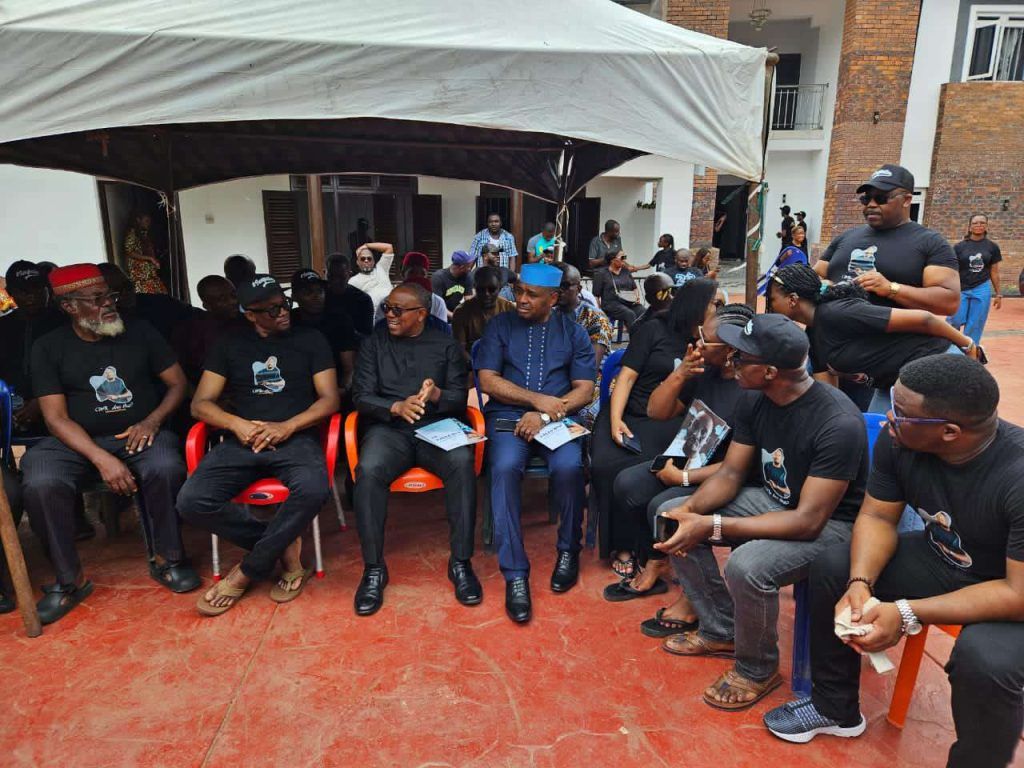 Peter Obi pays condolence visit to family of Junior Pope