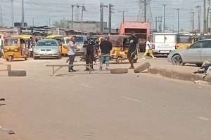 Hoodlums kill one, injure two policemen in Kano violence