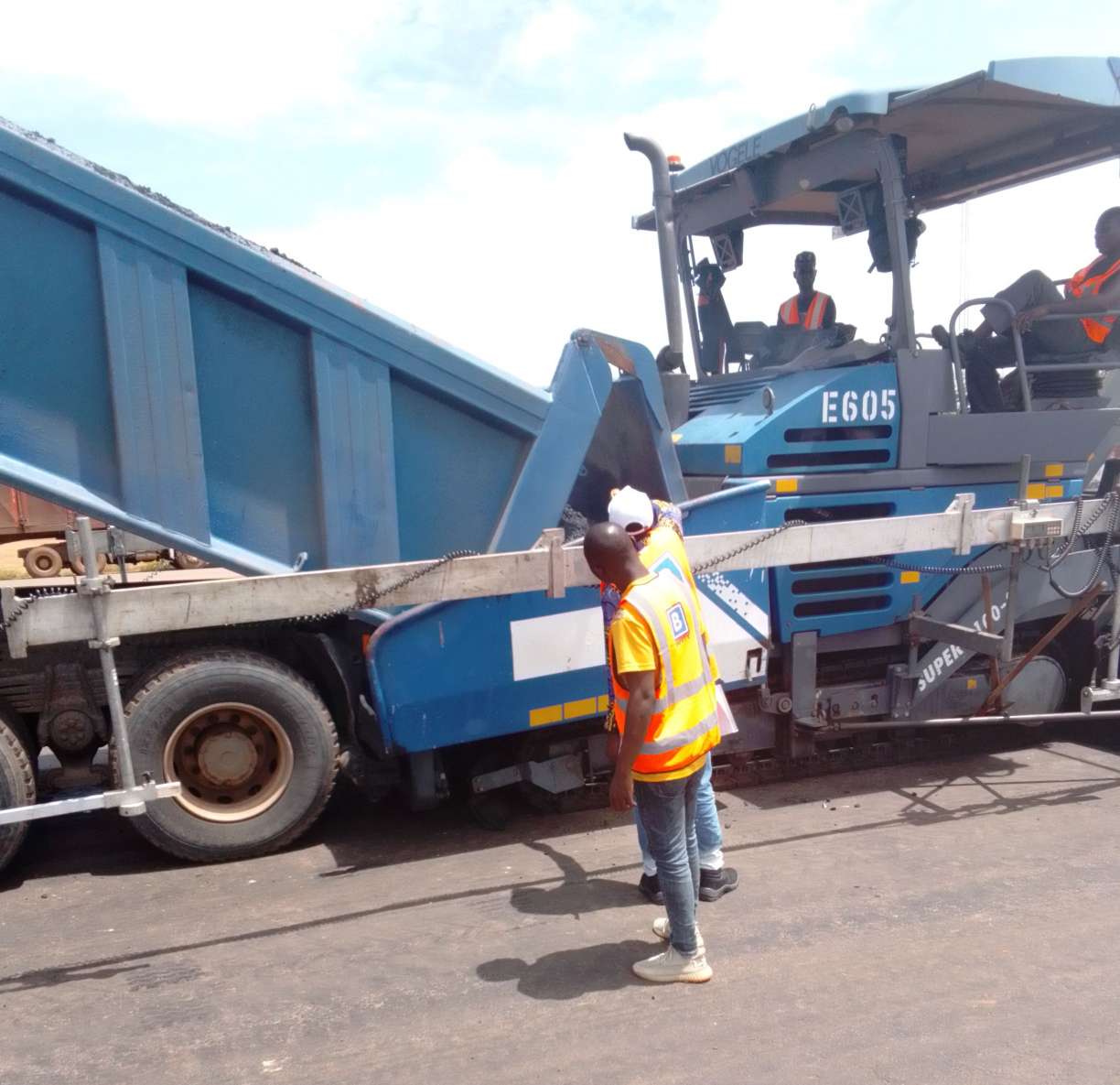 Julius Berger resumes work on Abuja-Kaduna-Zaria-Kano road project
