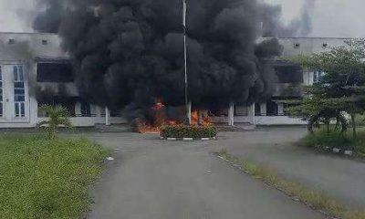 Thugs unleash mayhem in Rivers; One killed, LG secretariats burnt