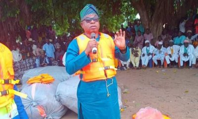 Niger Boat Mishap: NIWA boss, Oyebamiji sympathises with victims, distributes safety kits