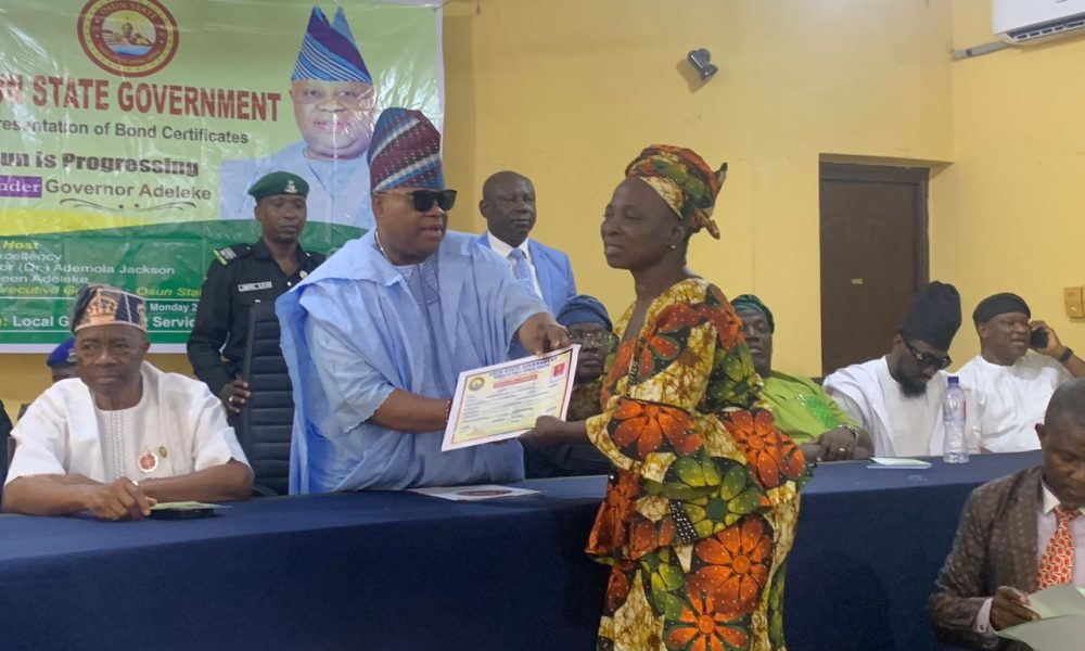 Osun: Gov Adeleke presents N1.9bn bond certificates to contributory pensioners