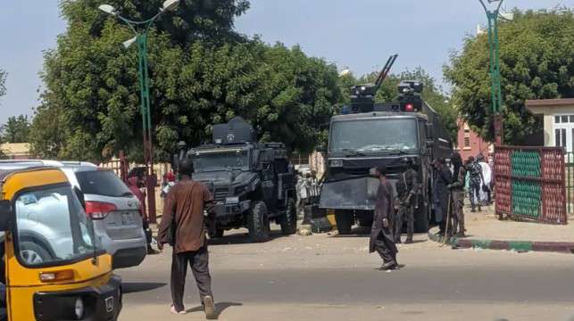 Armed police officers take over Kano Emir’s palace