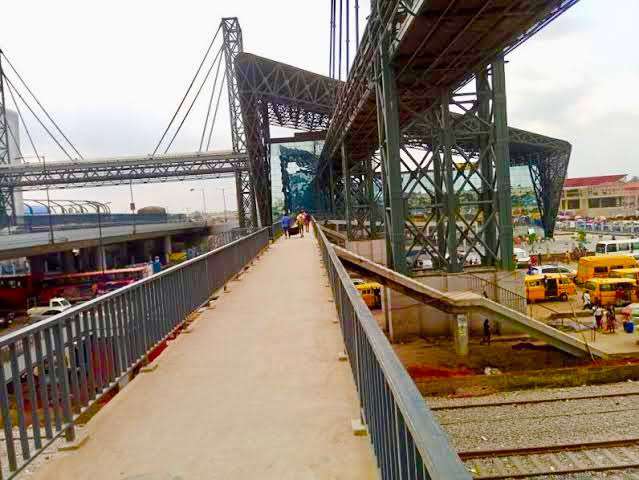 Lagos closes Oshodi pedestrian bridge over safety considerations