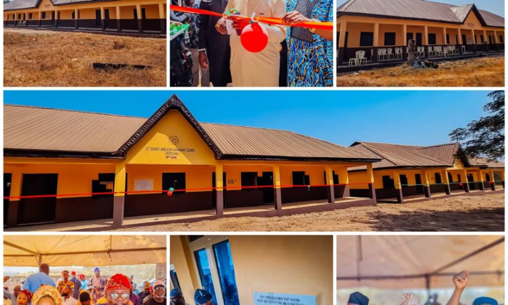 Osun Senator, Oyewumi Commissions Reconstructed Modern Educational Facilities in Ode-Omu, Odeyinka